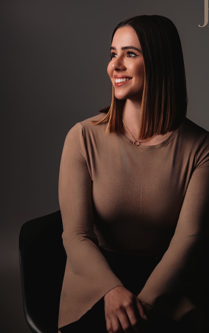 Juliane Bolzan sorrindo